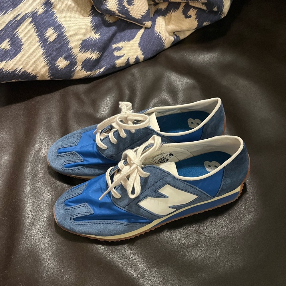 NEW BALANCE U320VT Blue and White